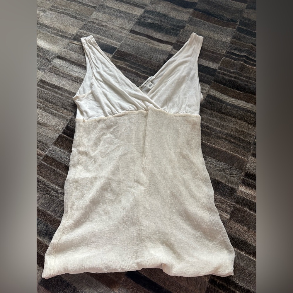 Banana Republic White Sleeveless V-Neck Top